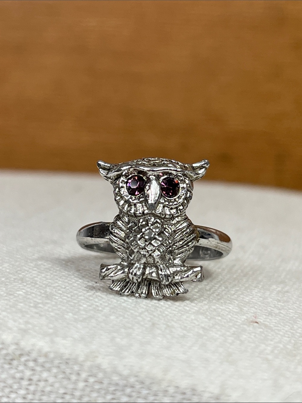 Vintage Sarah Coventry Nocturne Owl Ring Silver Tone Purple Rhinestone Eyes 70s